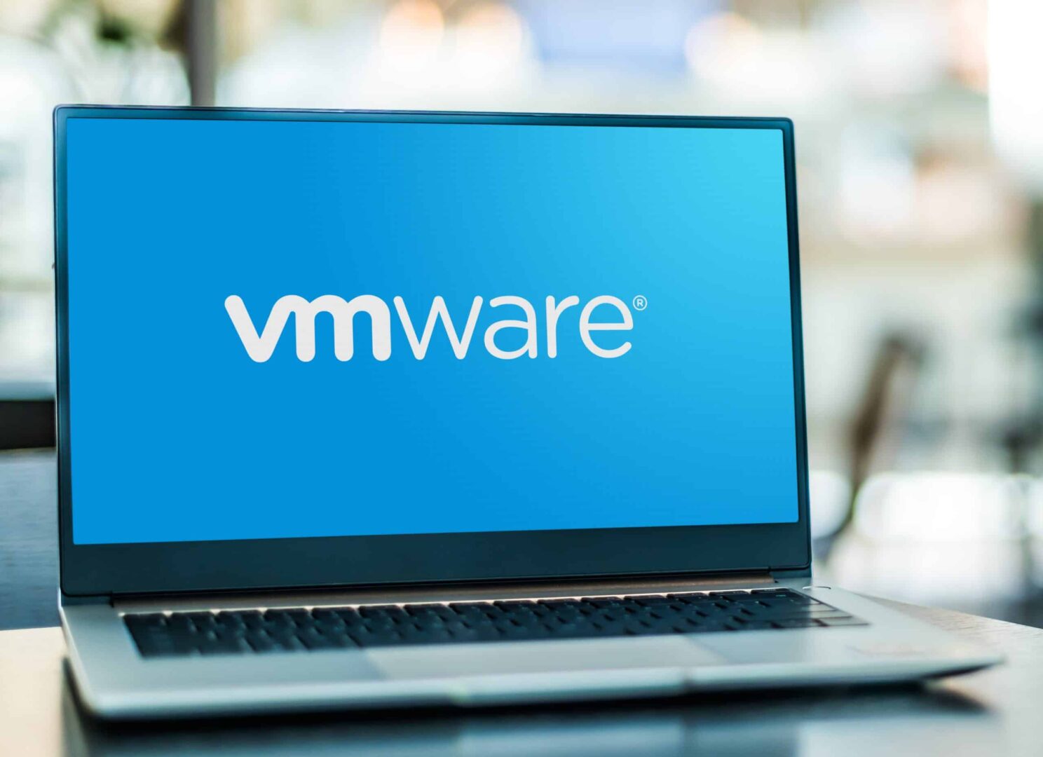 VMware-Migration leicht gemacht: Moderne Cloud-Infrastruktur mit centron - VMware Migration zu Hyper-V oder in die ccloud³